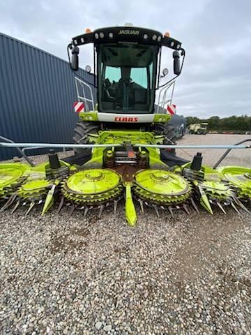 CLAAS Orbis 750 Combine harvester heads