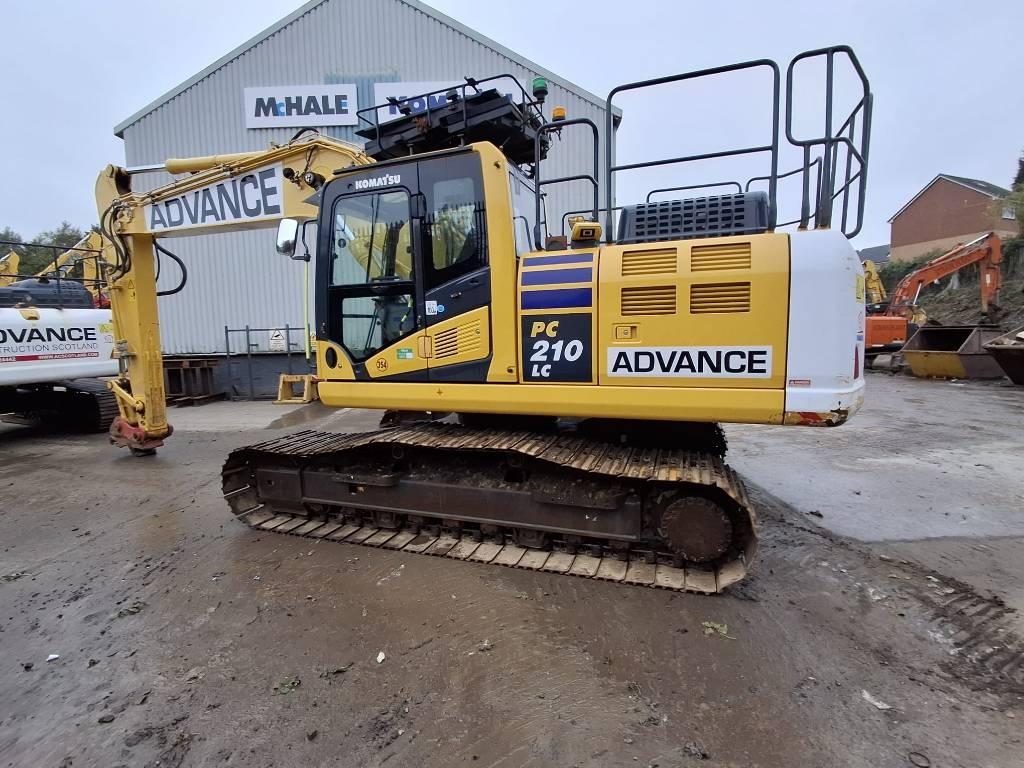 Komatsu PC 210 LC-11 Crawler excavators