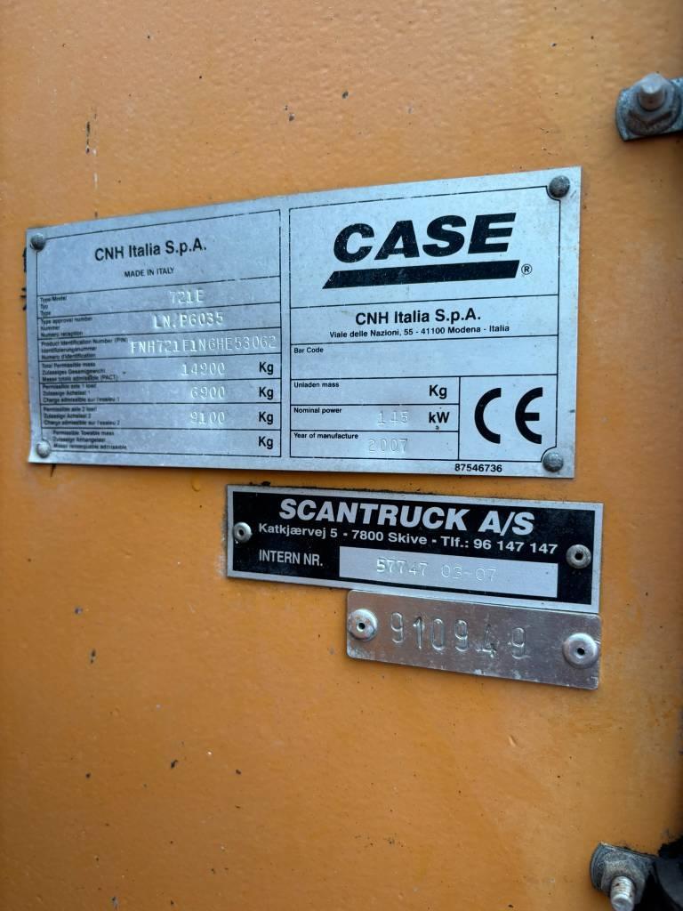 CASE 721 E Pale multiuso