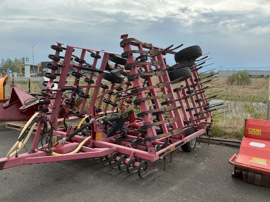 VM 6000 Harrows