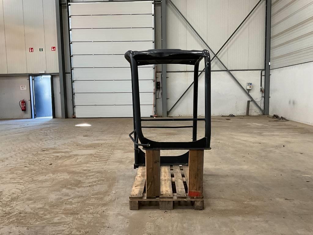 Kubota U 27-4 Cabine e interni