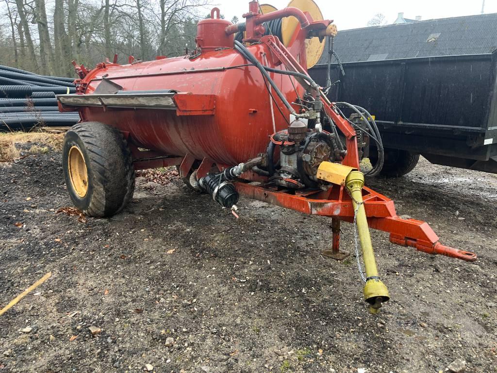 Samson Spuler Slurry tankers