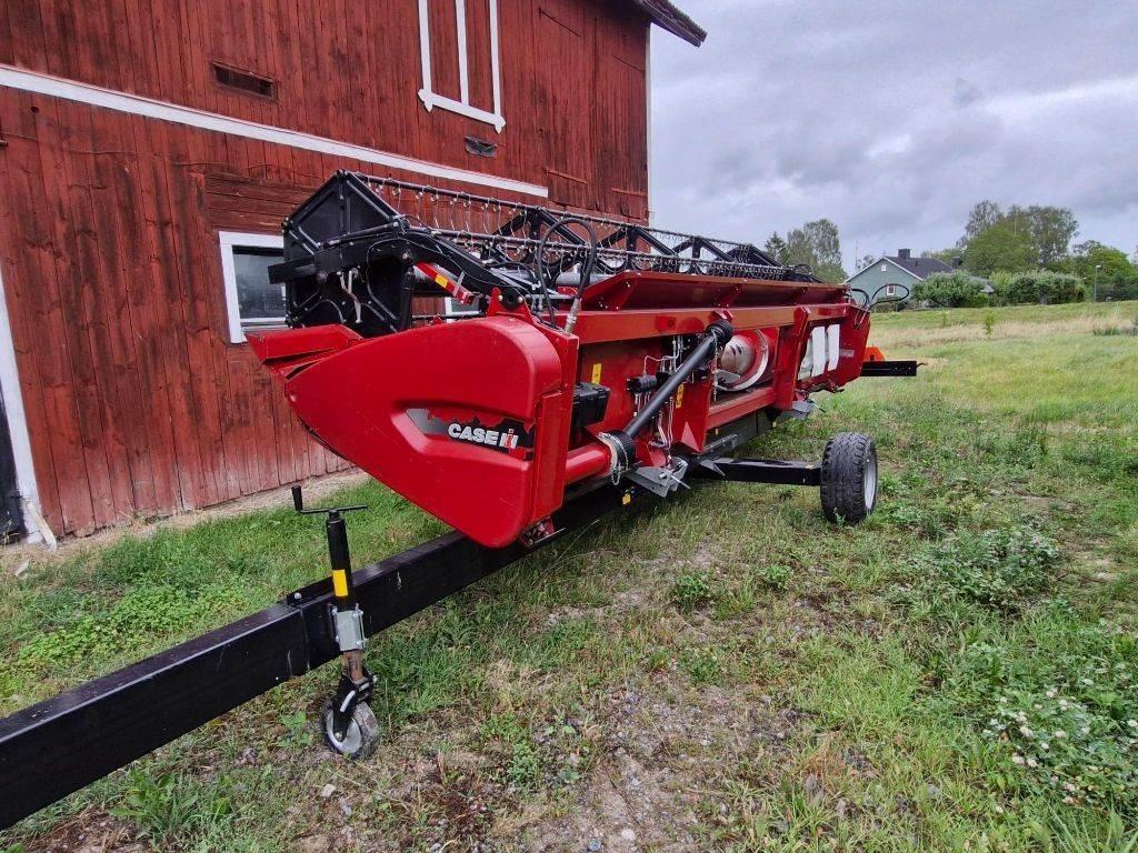 Case IH 5140 Axial Flow Mietitrebbiatrici