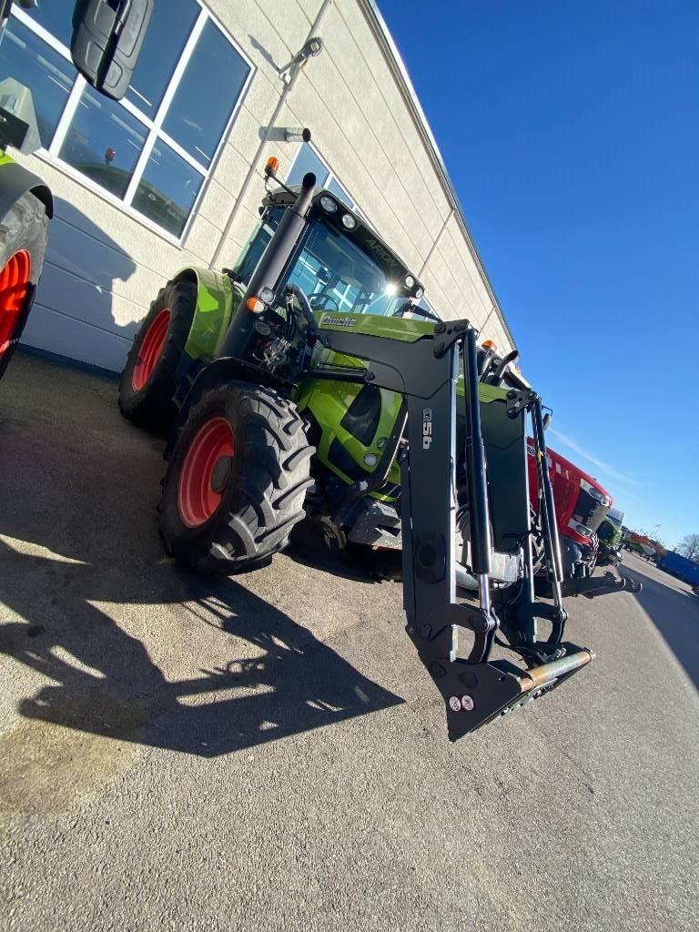 CLAAS Arion 530 Traktoren