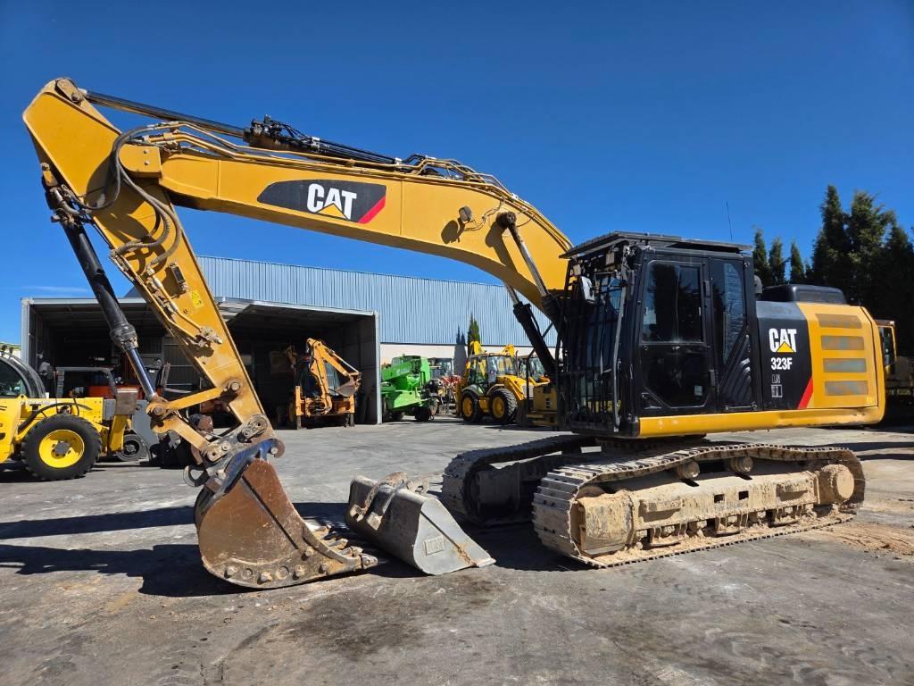 CAT 323 F Excavadoras de cadenas