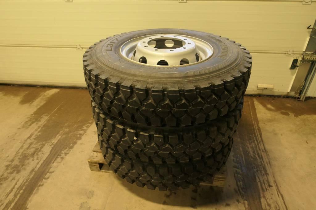 Bridgestone Kompletta 325/95R24 L317 Däck, hjul och fälgar