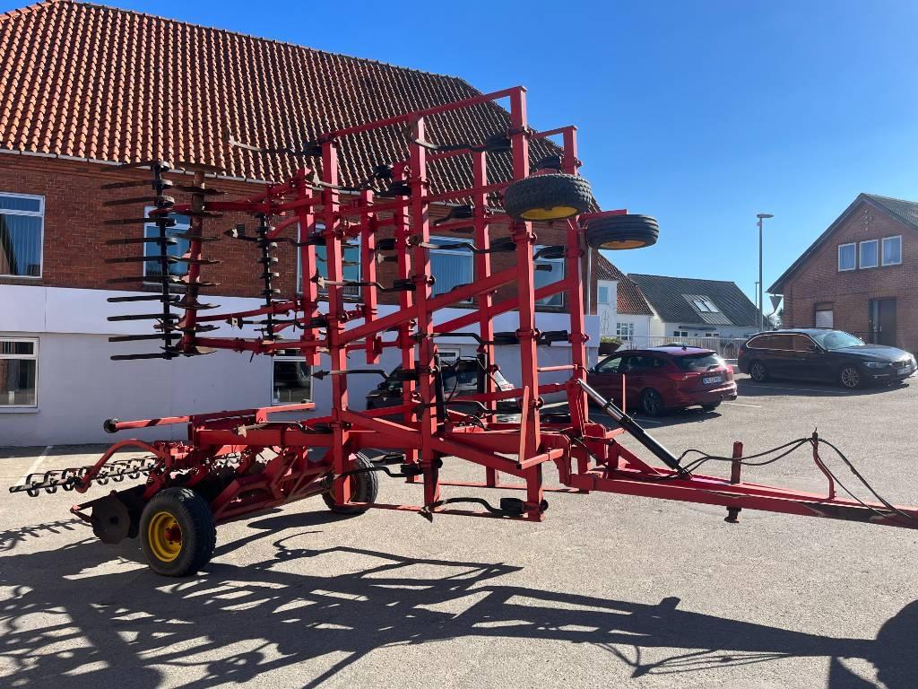 Väderstad KULTIVATOR TYPE SK Erpici