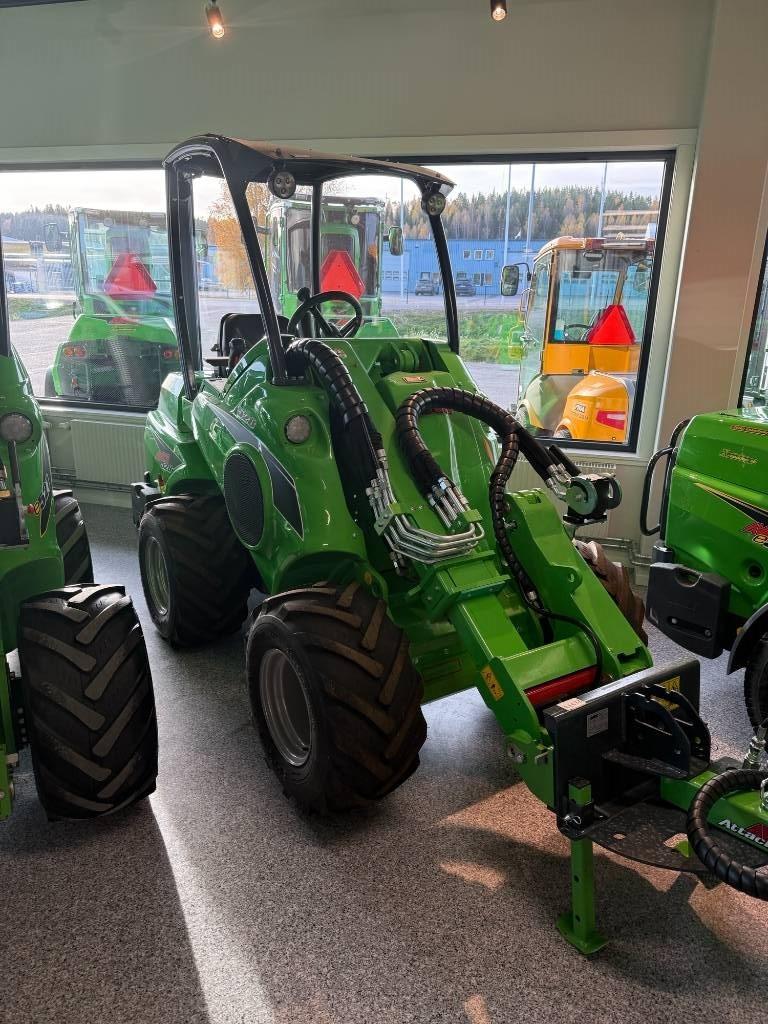 Avant 528 Kompaktlastare