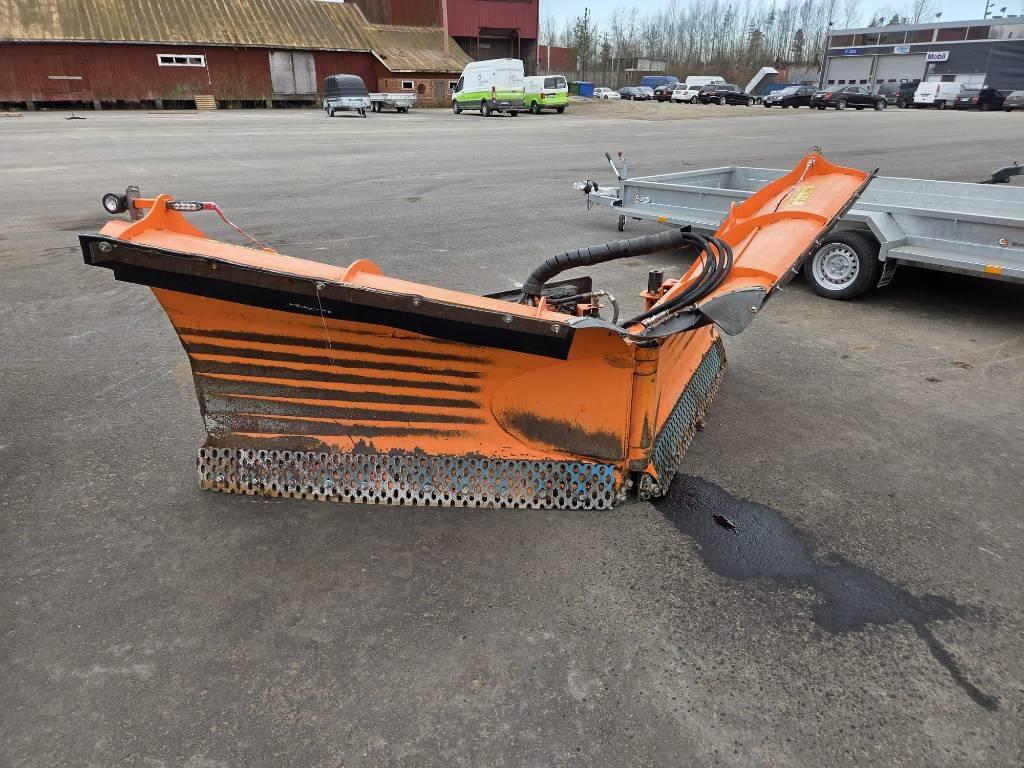 Pronar PUV-3600HD Snow blades and plows