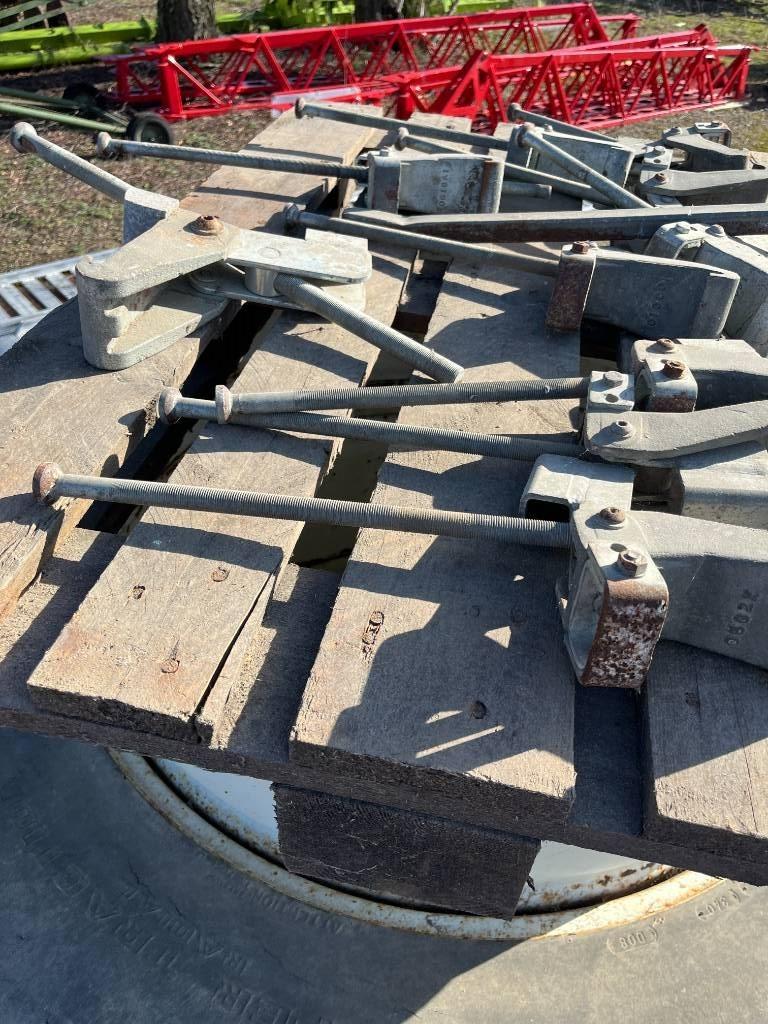 Goodyear 20.8-38 Tyres, wheels and rims