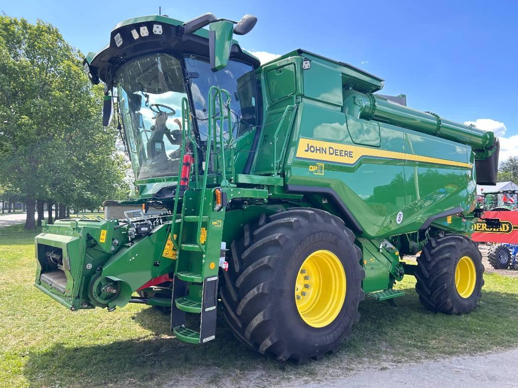 John Deere T5 700 Skördetröskor