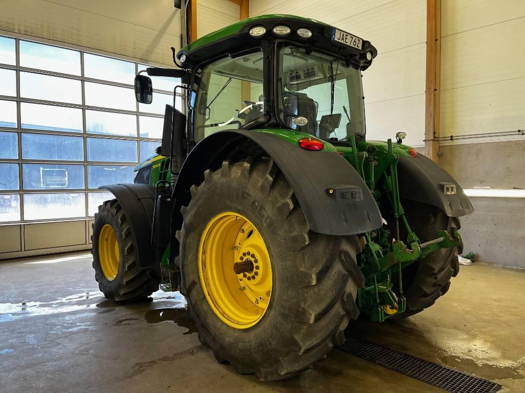 John Deere Traktor 7230 R Traktorer