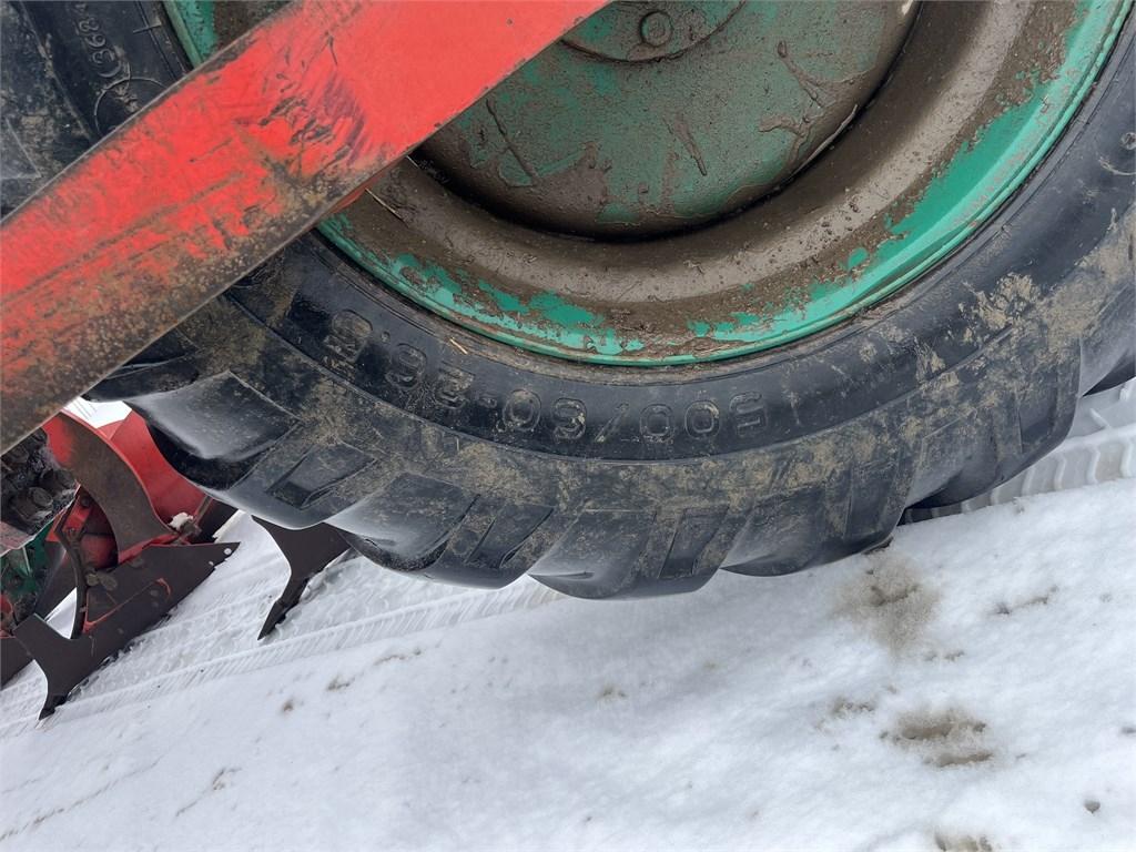 Kverneland PB 100-9 Reversible ploughs