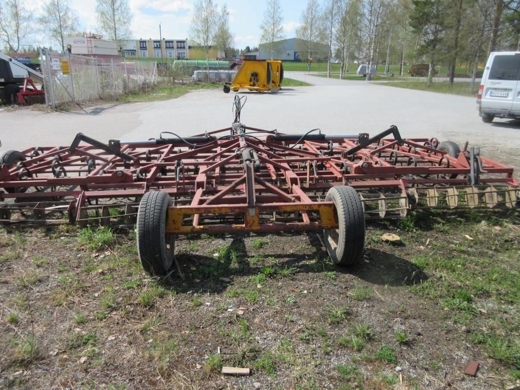  oma valmiste 6,3 m Harrows