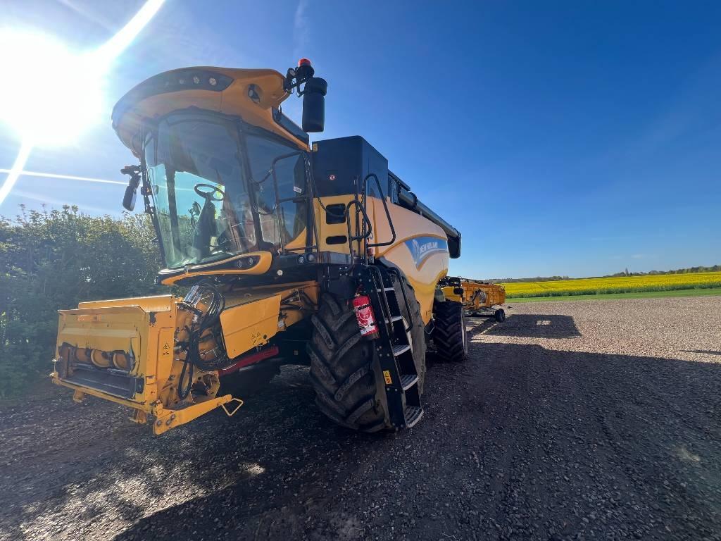 New Holland 8.85 Mietitrebbiatrici