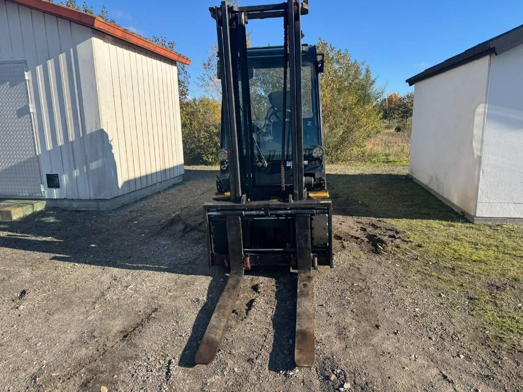 CAT DP 25 N Dieselmotviktstruckar