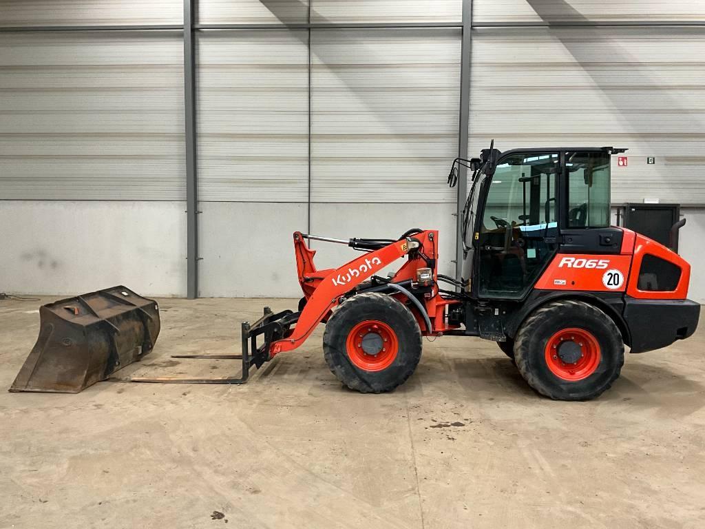 Kubota R 065 Pale gommate