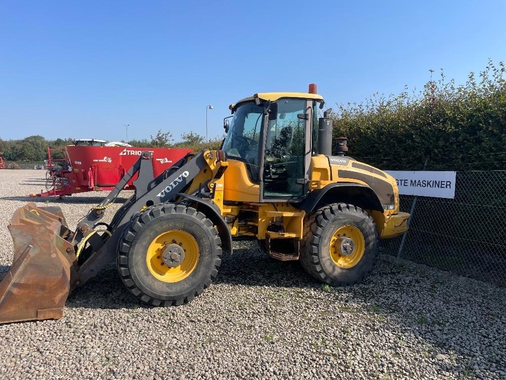 Volvo BM L45 Pale gommate