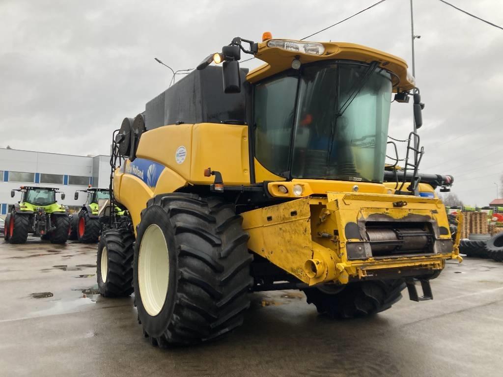 New Holland CR 9090 Elevation Mietitrebbiatrici