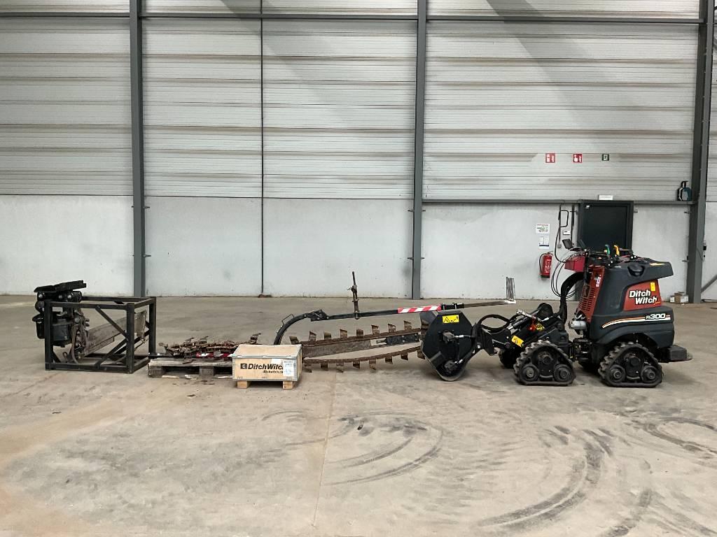 Ditch Witch R300 Scavafossi