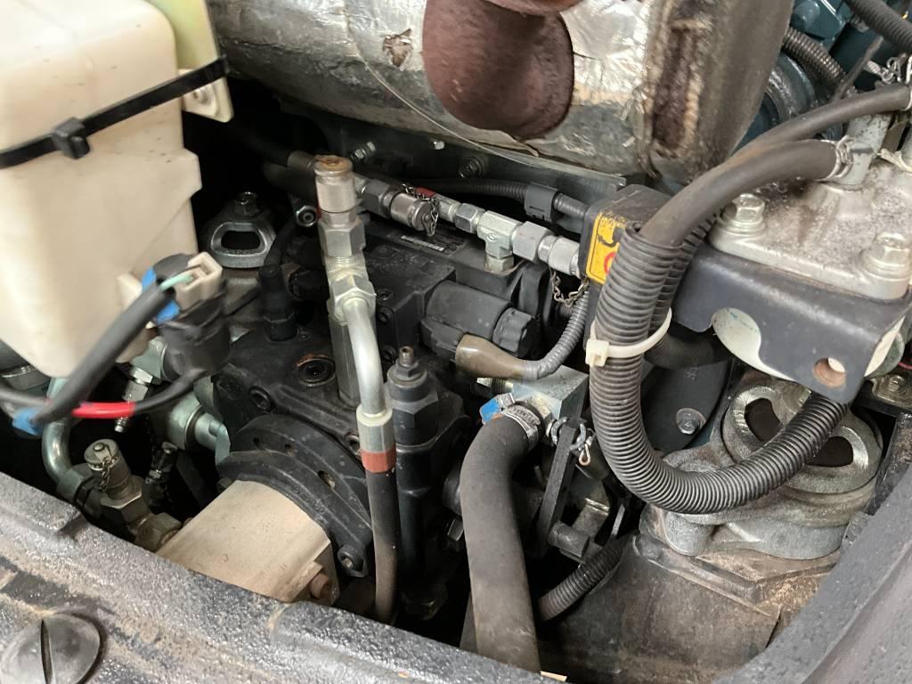 Kubota R 065 Pale gommate