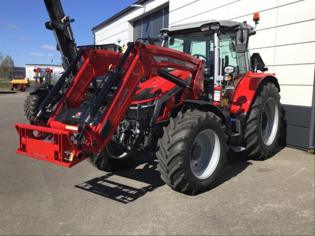 Massey Ferguson 5S.145 Tractors