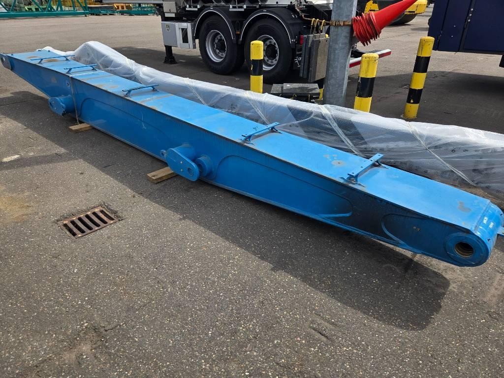 Fuchs MHL331/MHL335 Booms and arms