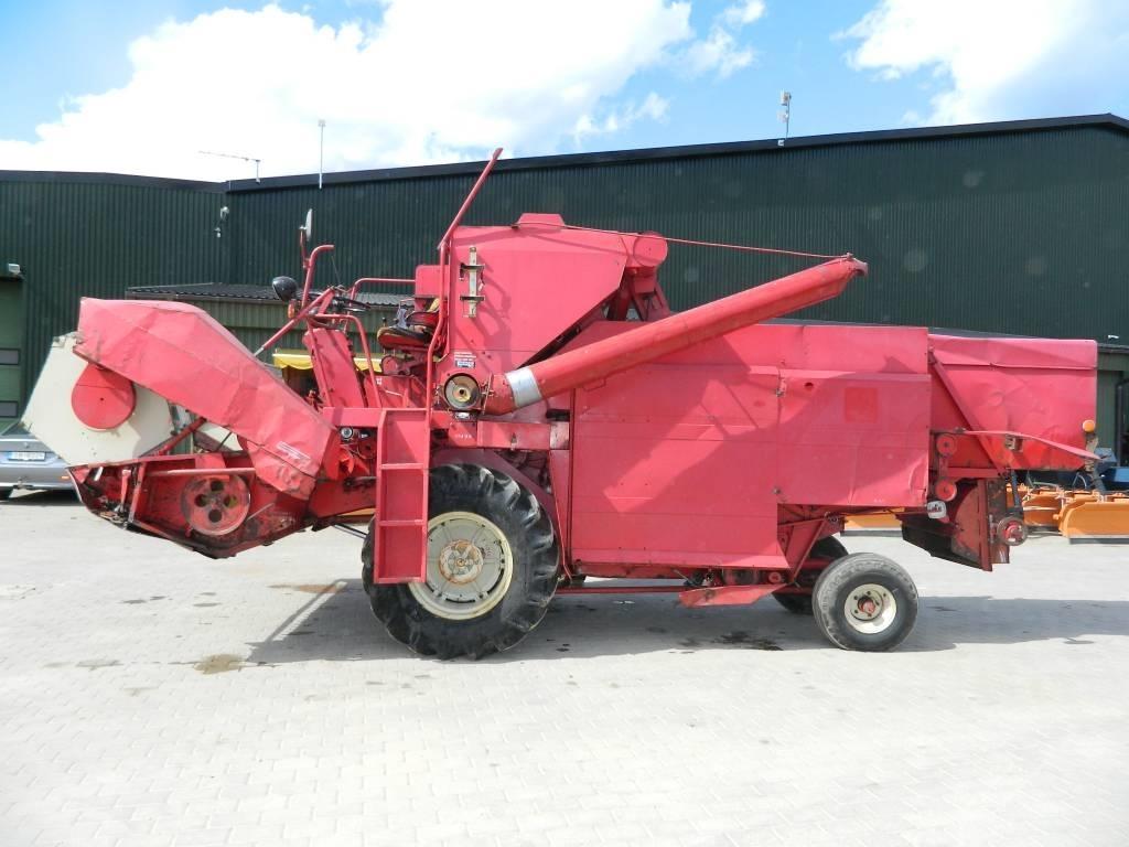 Sampo-Rosenlew 35 Ražas novākšanas kombaini