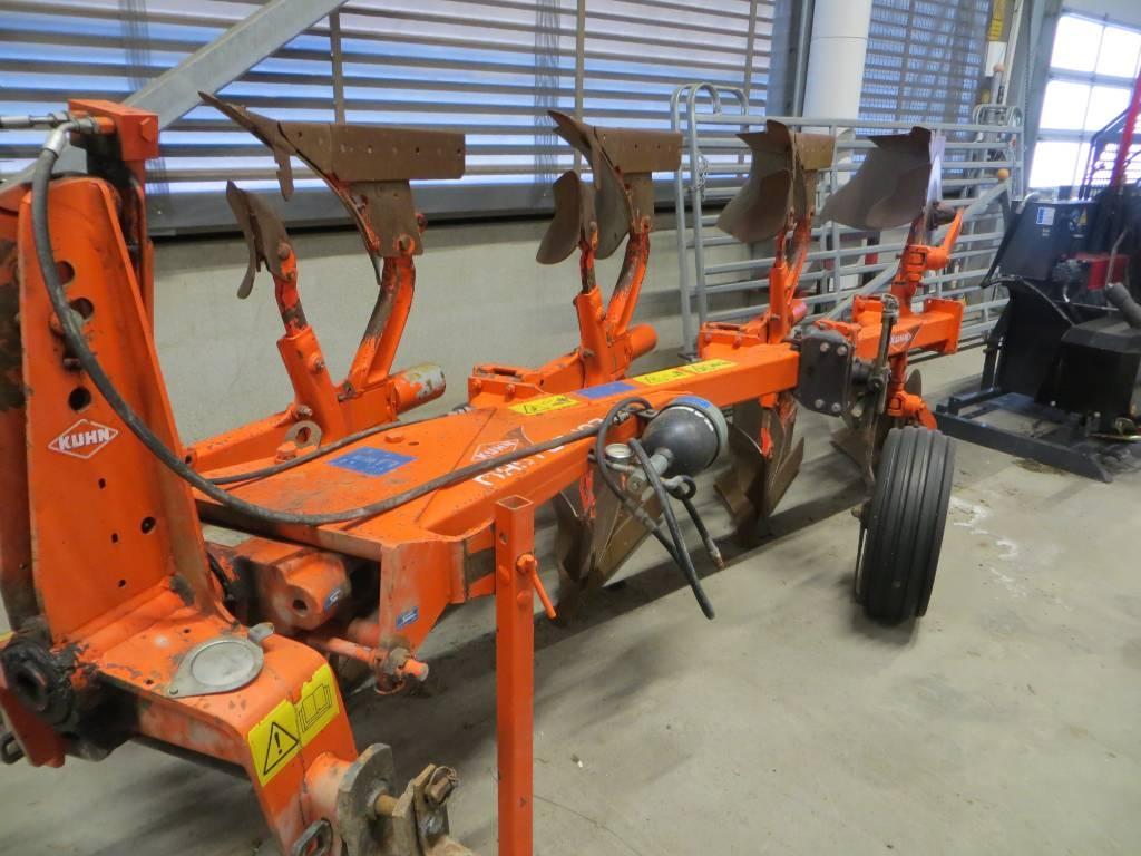 Kuhn Master 102 Reversible ploughs
