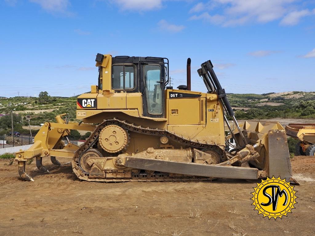 CAT D 6 T XL Buldozer sobre oruga
