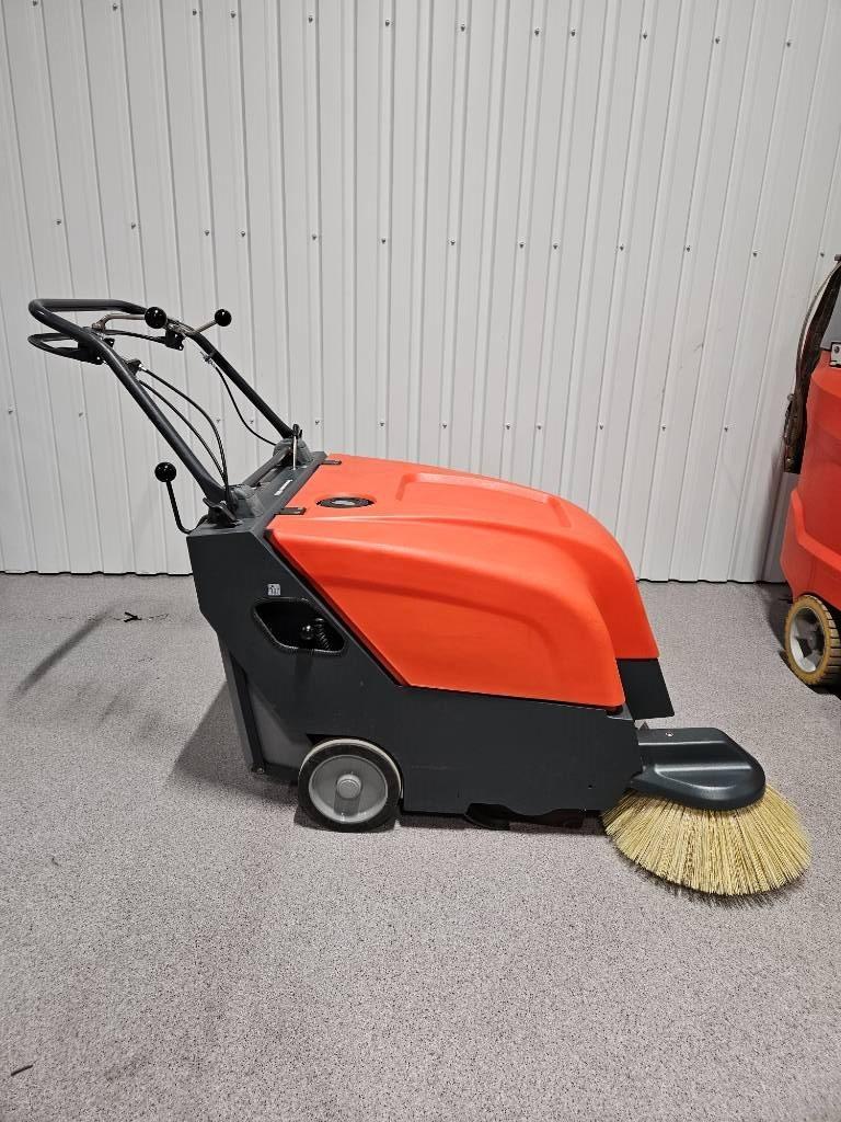 Hako Sweepmaster B800 Inomhus sopmaskiner