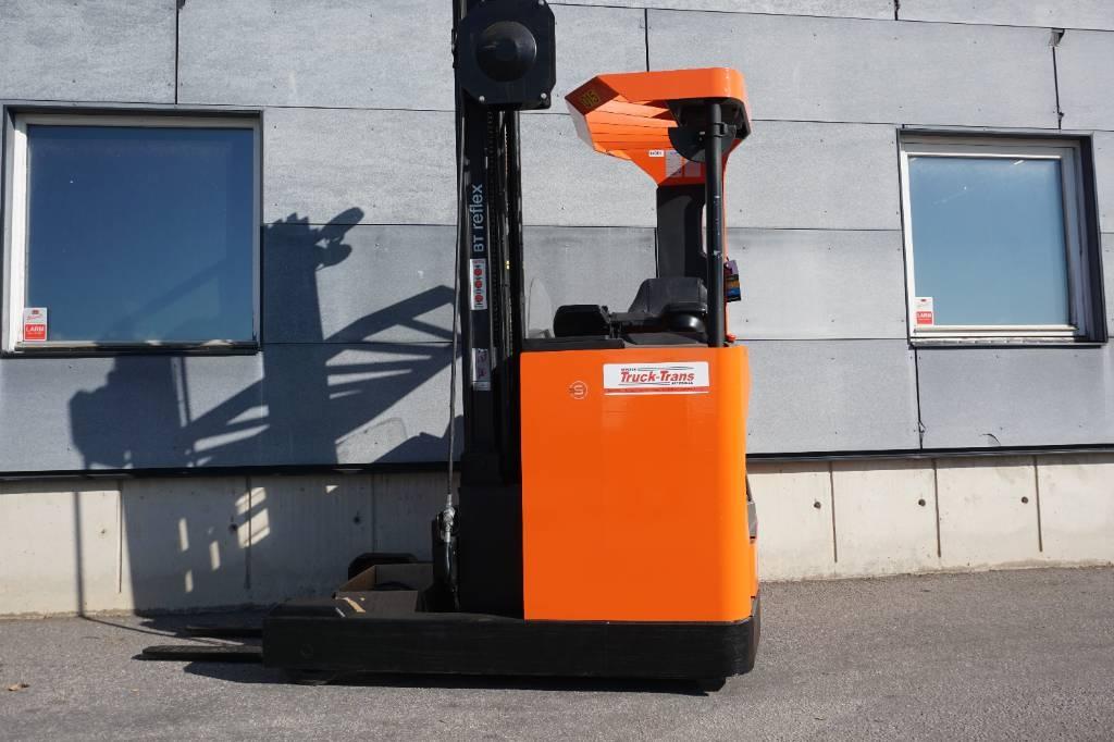 Toyota RRE120M Reach trucks