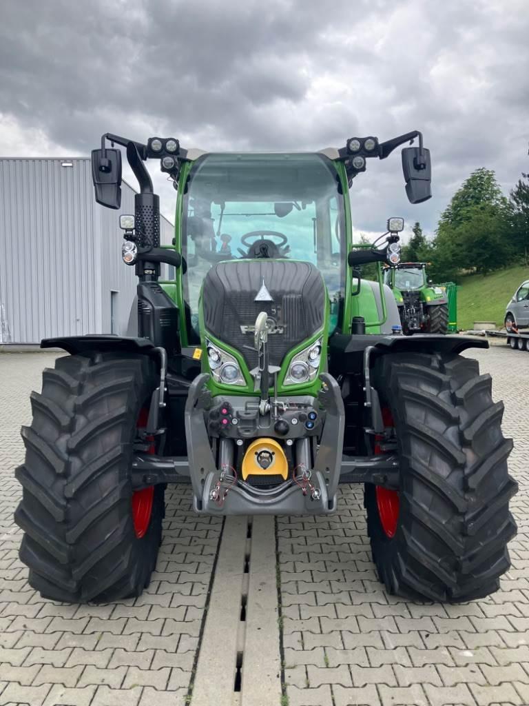 Fendt 516 Profi Plus Trattori