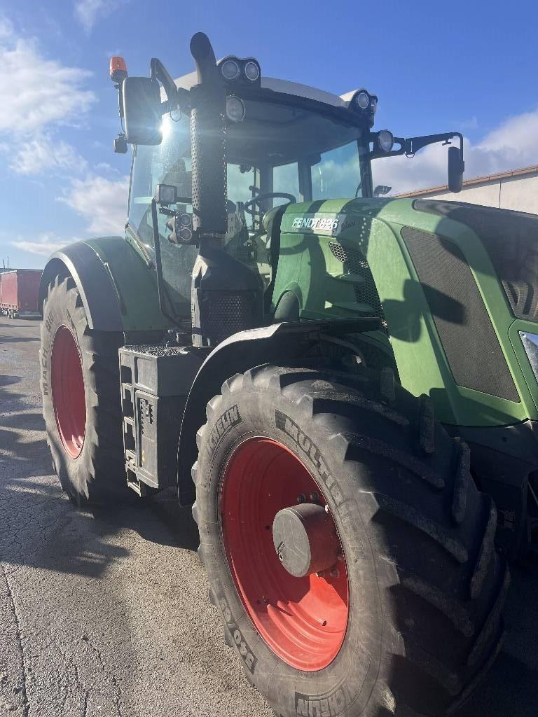 Fendt 826 Profi Plus S4 Tractors