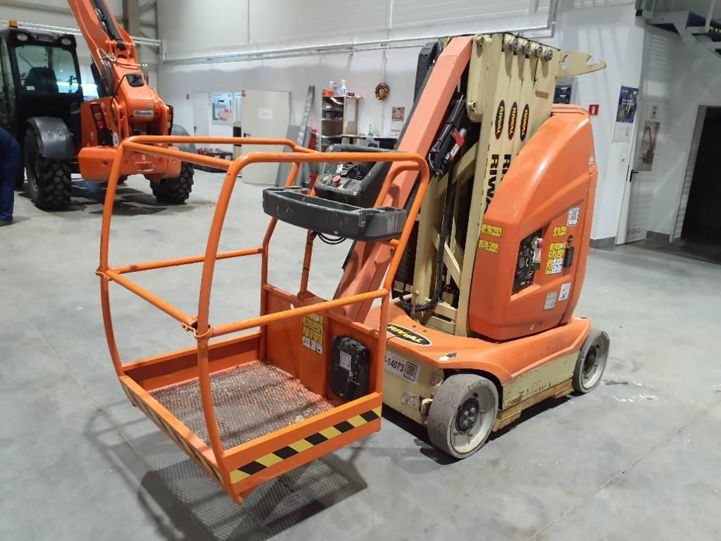 JLG T10E Personenaufzüge
