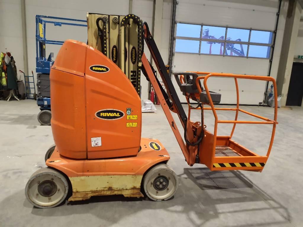 JLG T10E Personenaufzüge
