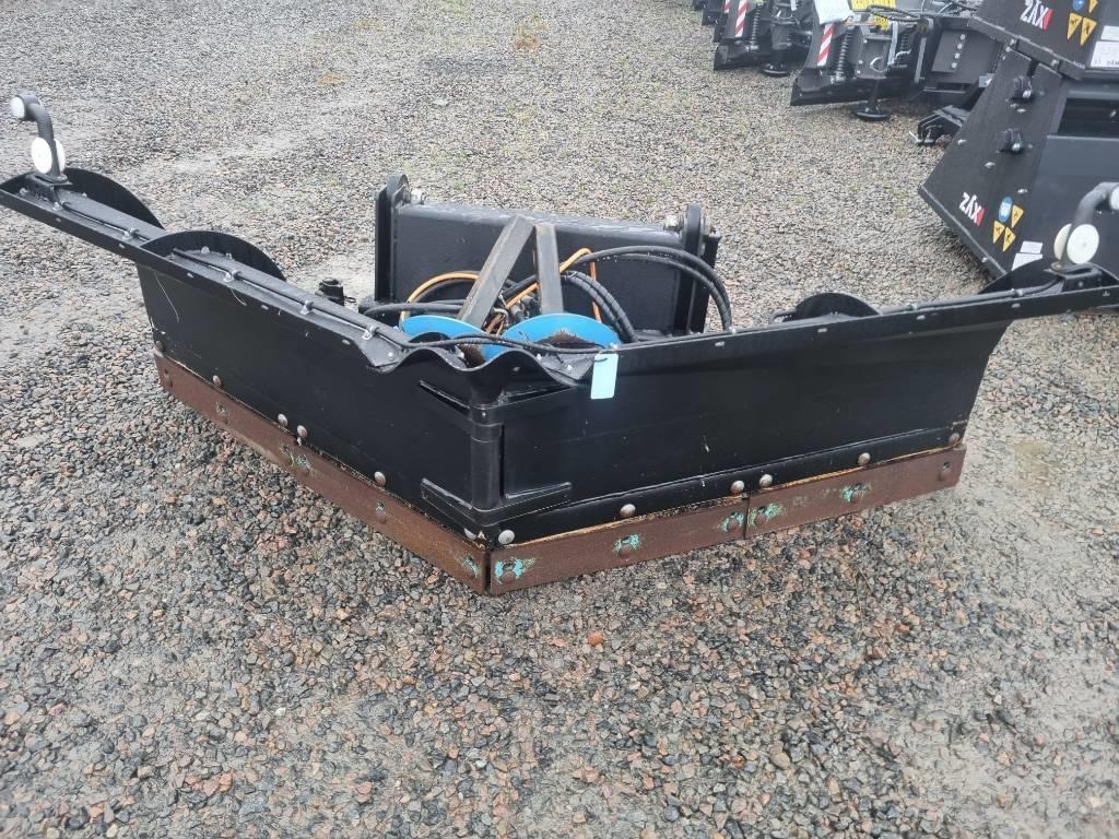 SE Equipment  Vikplog Plogar
