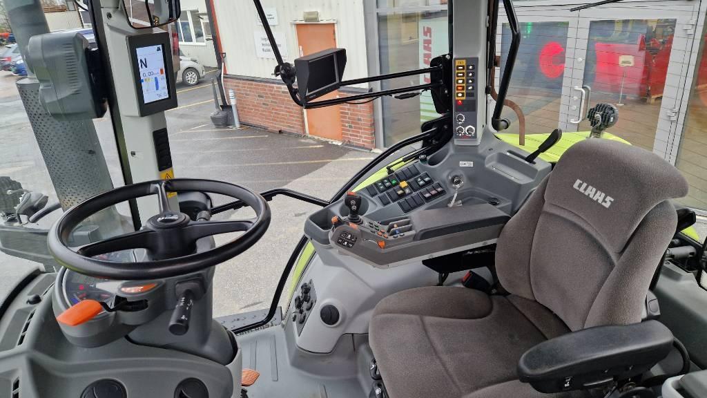 CLAAS Arion 650 Tractors