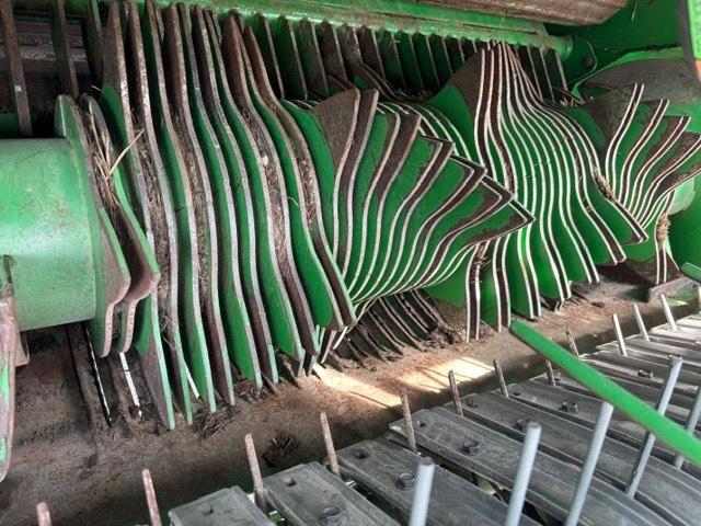John Deere C441R Rundbalspressar