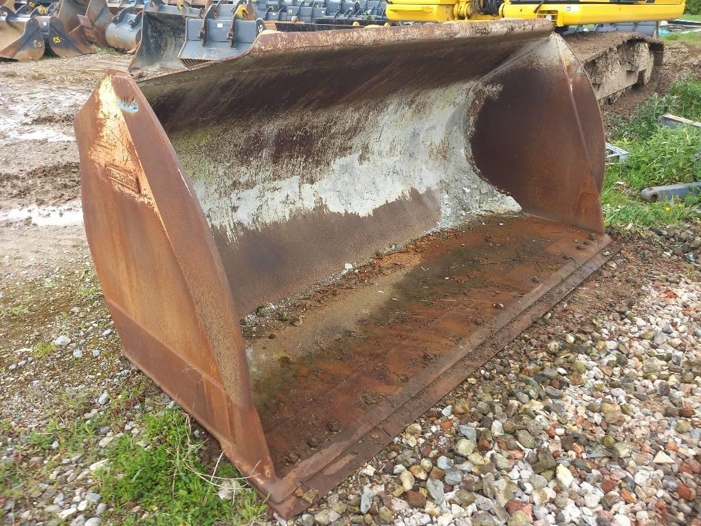 Komatsu WA380-8 Quick coupler & Bucket Buckets