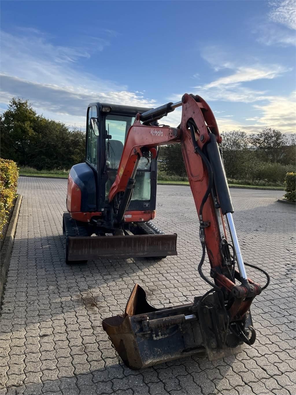 Kubota U27-4 GL HI Minigravemaskiner