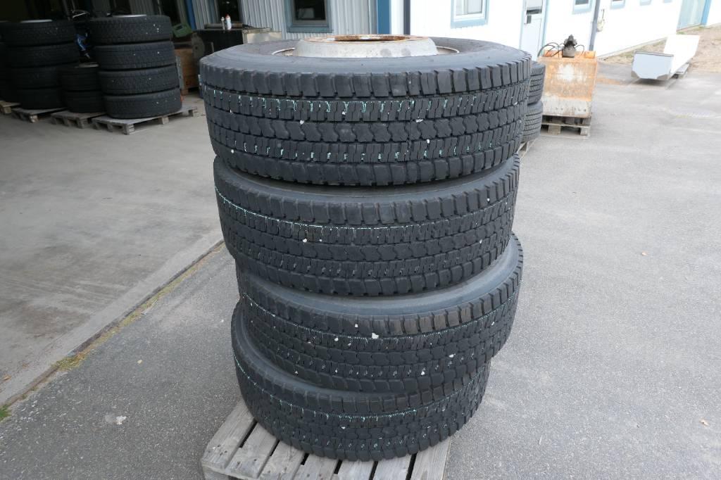 Bridgestone 315/70R22,5 Däck, hjul och fälgar