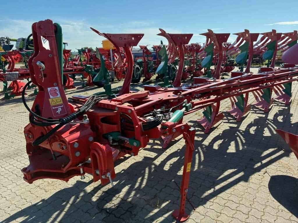 Kverneland 3300S Reversible ploughs