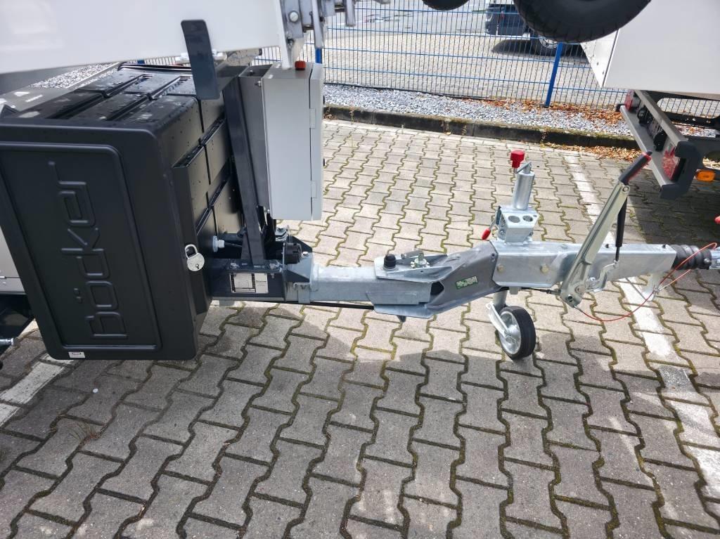 Böcker Junior 24 Goods and furniture lifts