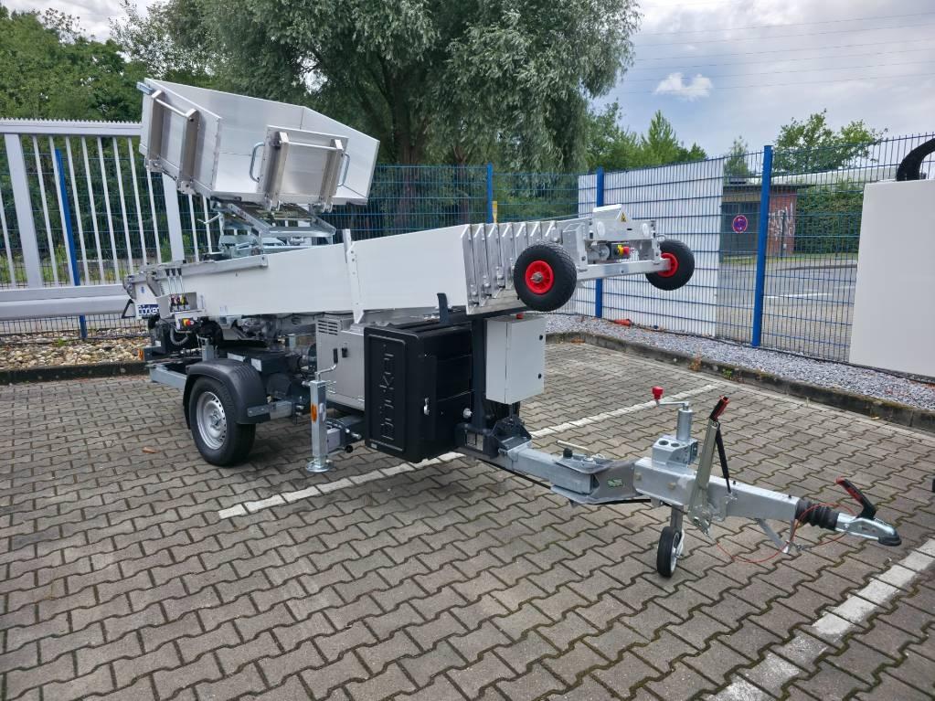 Böcker Junior 24 Goods and furniture lifts