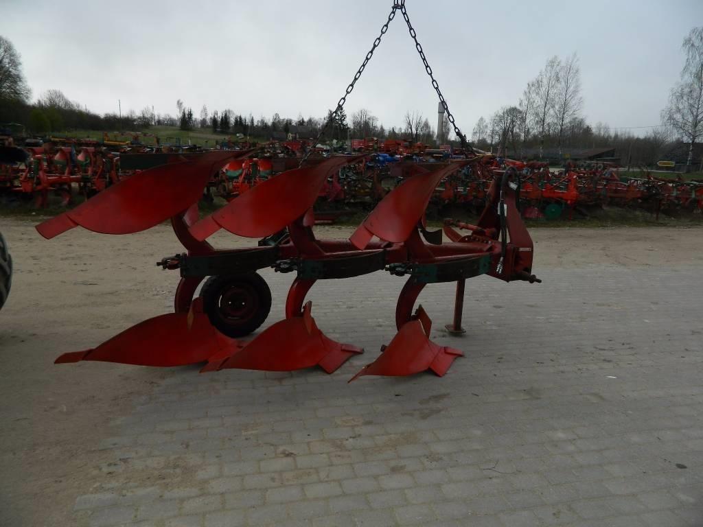 Kverneland 3 Maiņvērsējarkli
