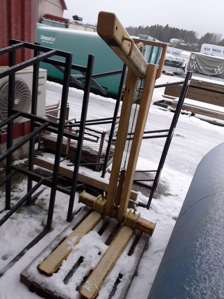 CERTEX Nostohaarukka 2500kg Movimentazione Materiali - Altro