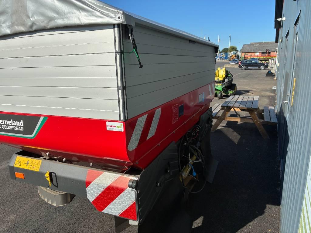 Kverneland TLX GEOSPREAD Manure spreaders