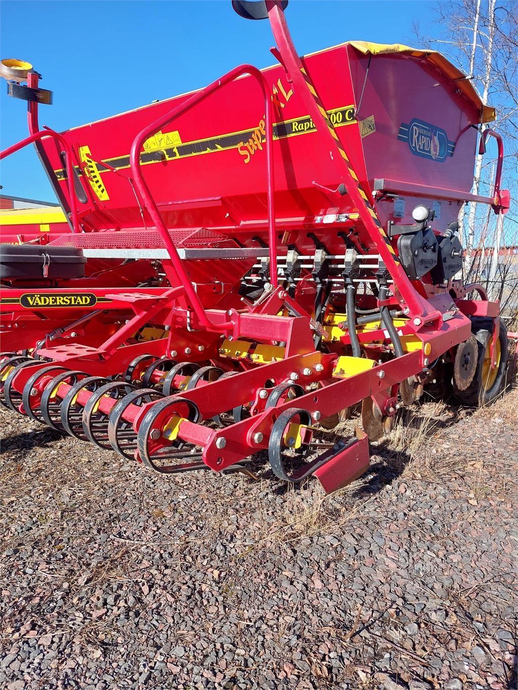 Väderstad Rapid300C Drillmaschinenkombination