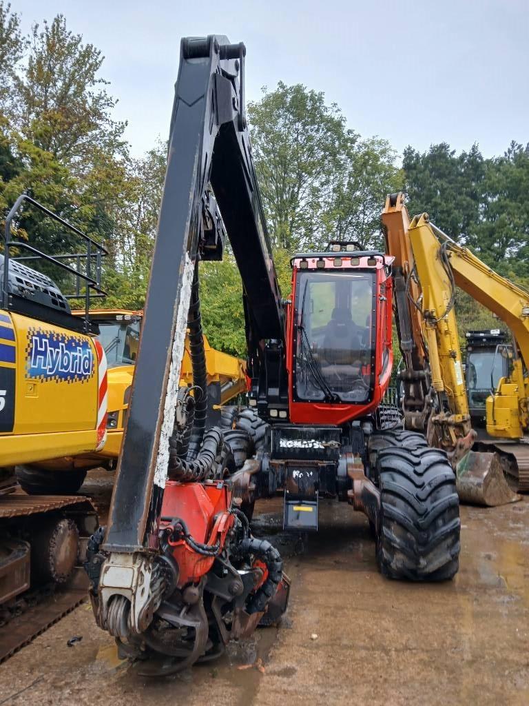 Komatsu XH911-6 Harvesters